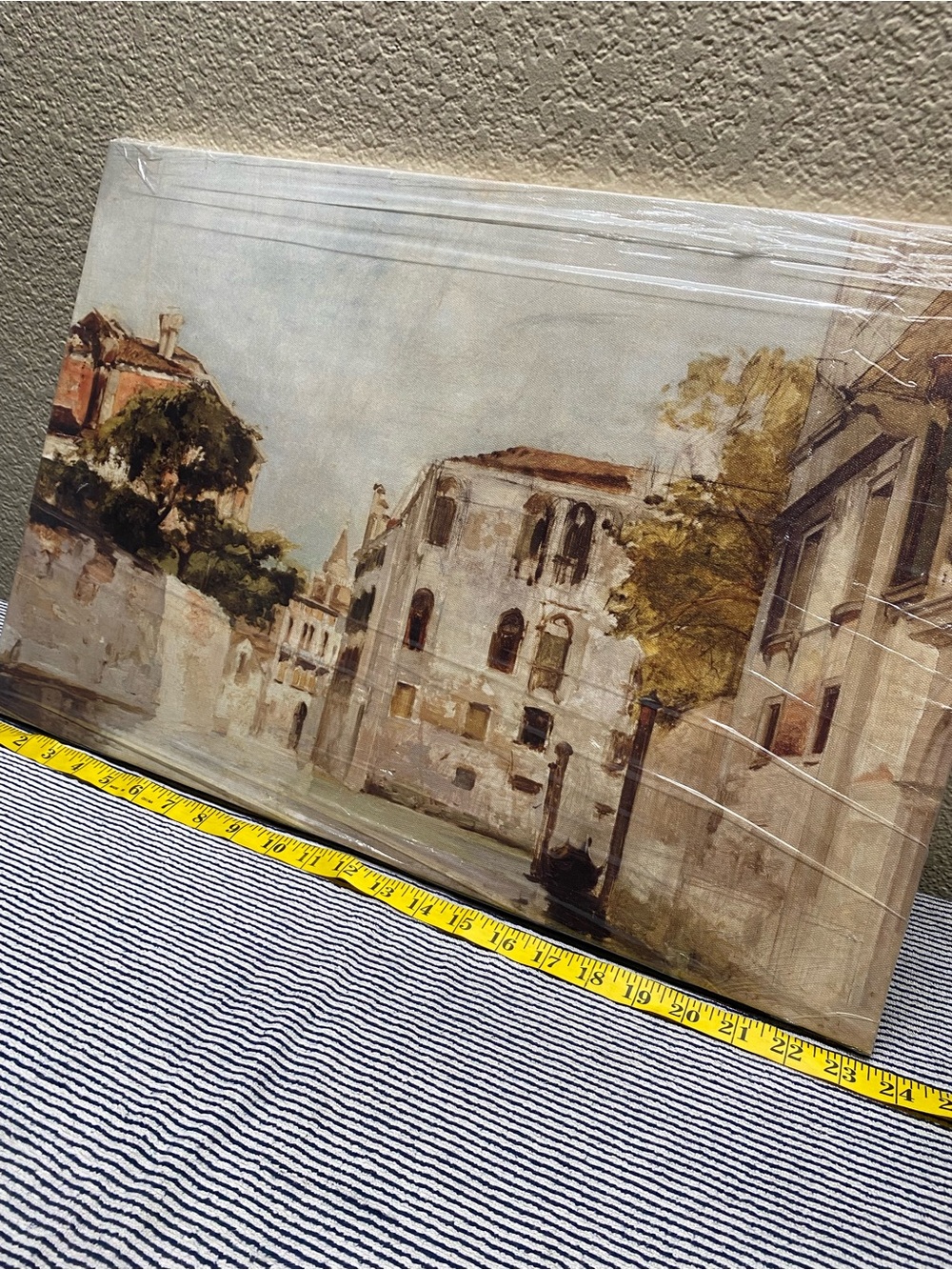 ^Vintage View of Venice Canvas Wall Art – Classical Italian Cityscape Decor - Picture 4 of 7